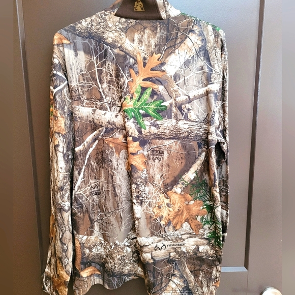 Rocky/Realtree 1/4 zip cover - Picture 4 of 7